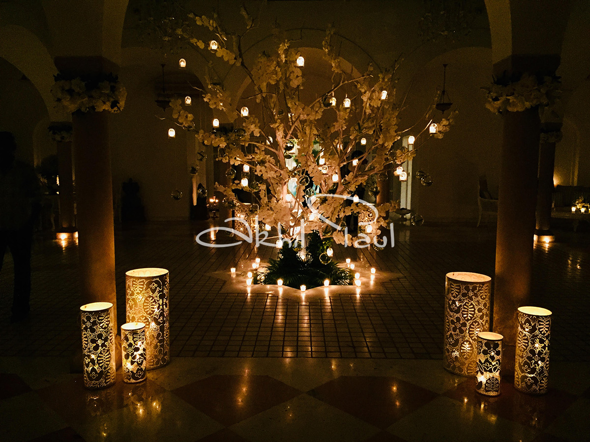 Weddings lobby centrepiece